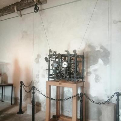 Photo 24 horloge chapelle